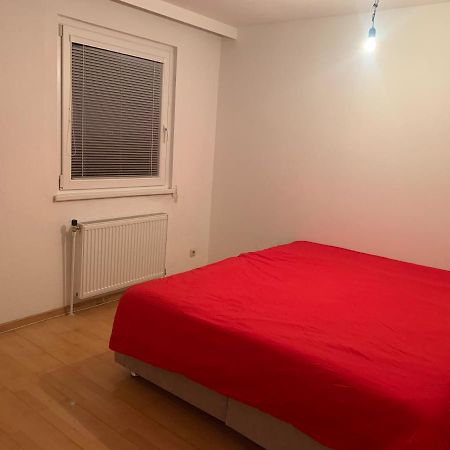 Sehr Schone Zimmer 1 In Wien Favoriten Dış mekan fotoğraf