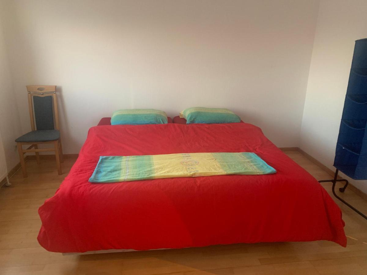 Sehr Schone Zimmer 1 In Wien Favoriten Dış mekan fotoğraf